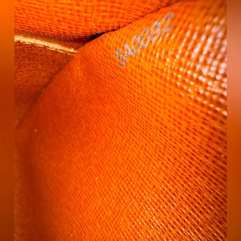 [SOLD] LV Monogram Crossbody Bag - Picture 12 of 16